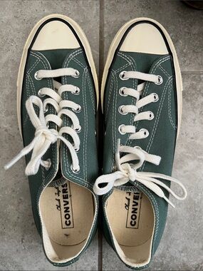Converse Low Top Canvas Sneakers in Sage Green and Cream NWOT